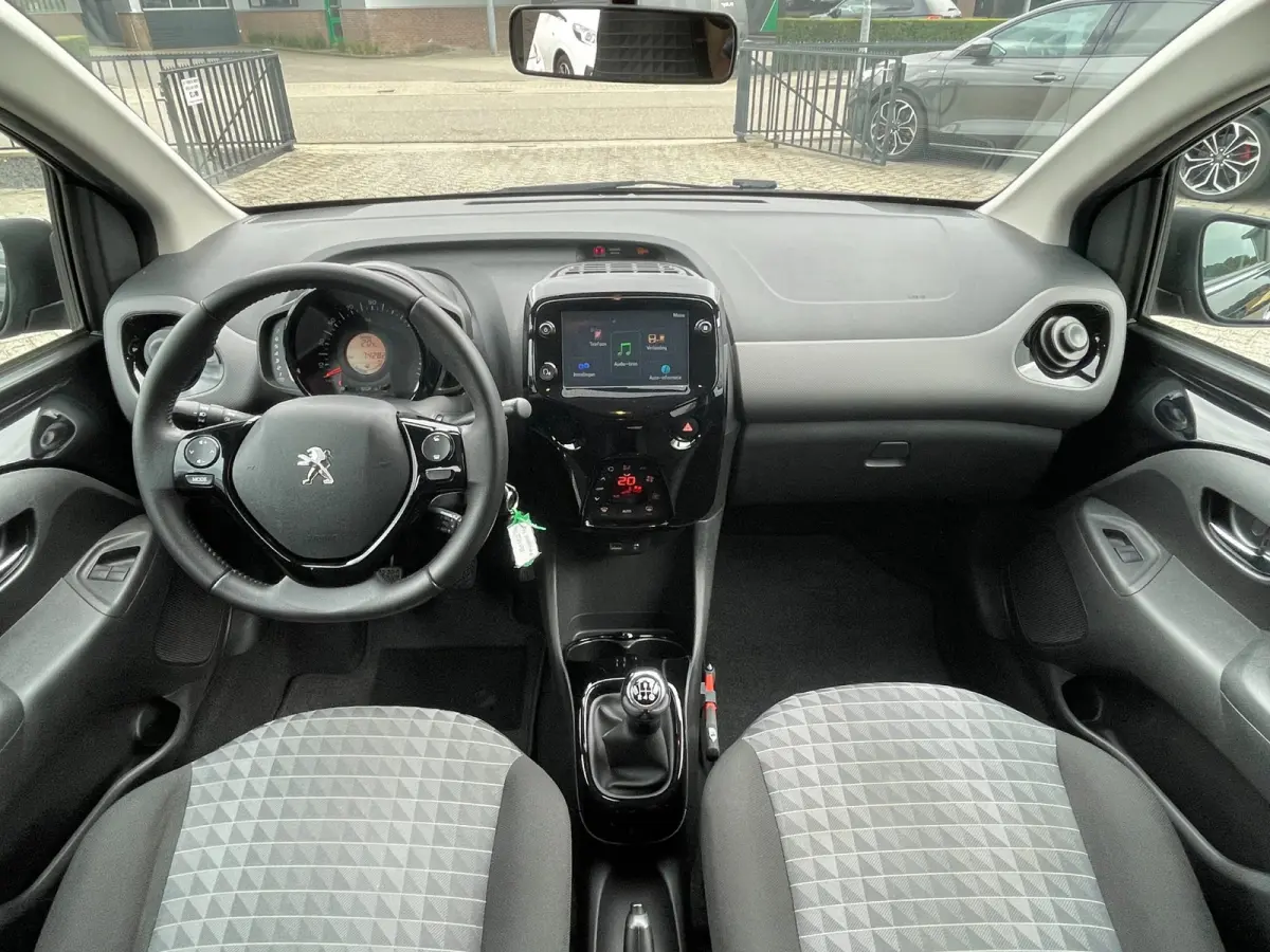 1.0 e-VTi Allure | NL-auto | Eerste eigenaar | Camera