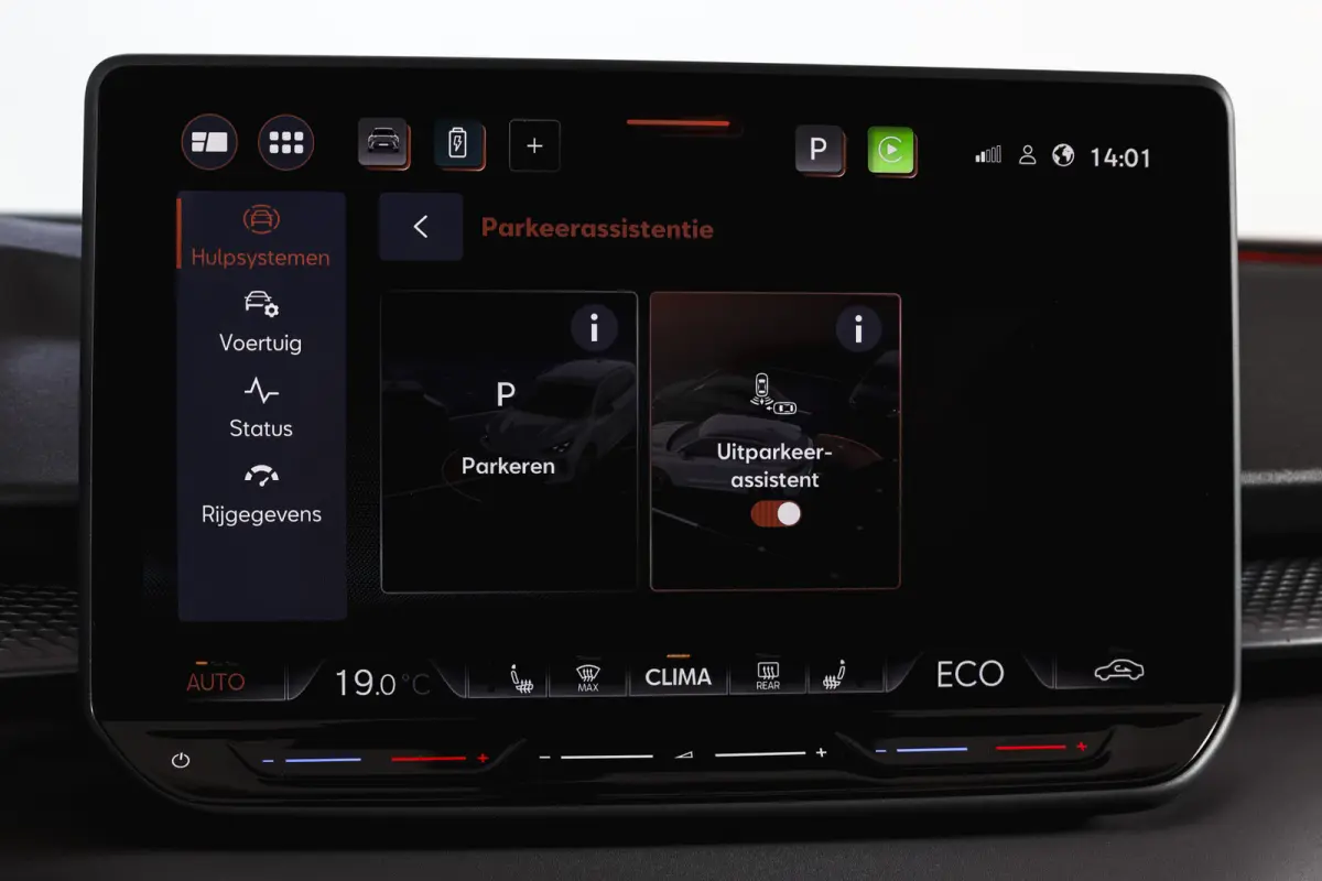 1.5 TSI e-Hybrid 272 PK VZ Performance | S/K-Panodak | Elek. Trekhaak | Matrix LED | Sennheiser | Elek. stoelen | Adapt. Cruise | Stoel-+Stuurverw. | 360 Camera | NAV+App. Connect | ECC | LM