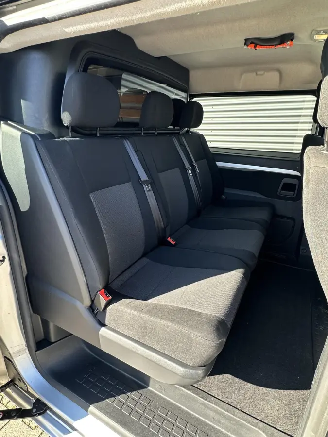 2.0 BlueHDI 120 DC Dubbele cabine MARGE btw vrij Peugeot Expert/Opel Vivaro