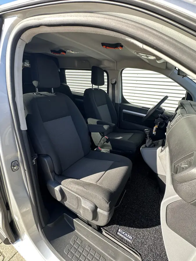 2.0 BlueHDI 120 DC Dubbele cabine MARGE btw vrij Peugeot Expert/Opel Vivaro