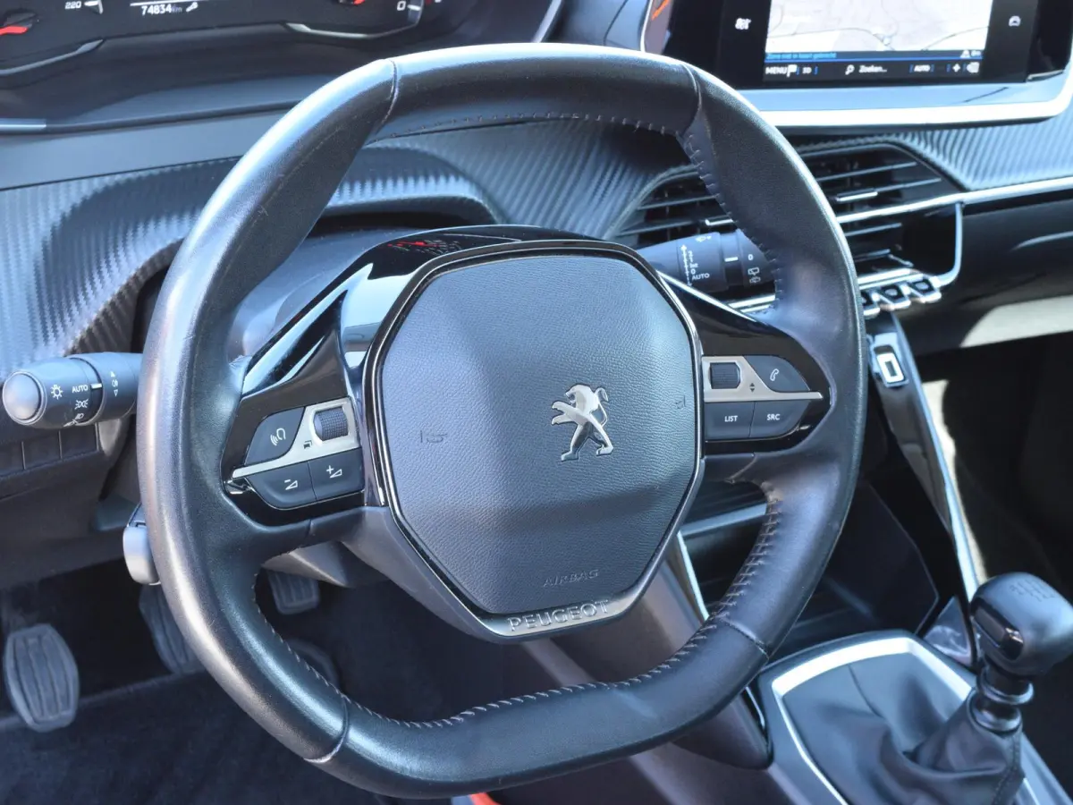 1.2 PureTech Active Pack | 102 PK | NAVI | BLUETOOTH | PARKEERSENSOREN | CRUISE CONTROL | 74.834 KM