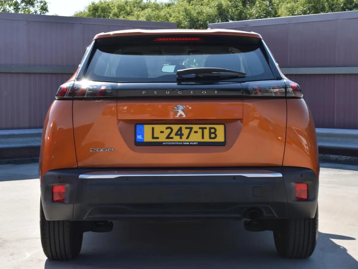 1.2 PureTech Active Pack | 102 PK | NAVI | BLUETOOTH | PARKEERSENSOREN | CRUISE CONTROL | 74.834 KM