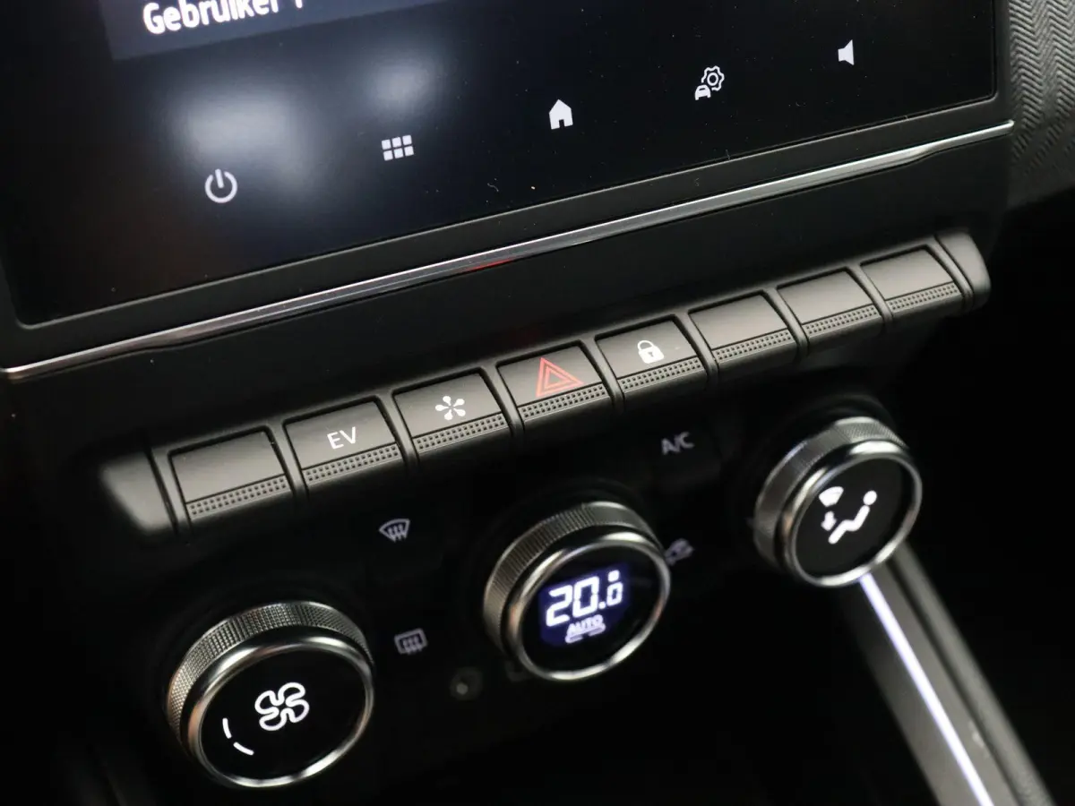 1.6 E-Tech Full Hybrid 145 techno | Navigatie | Apple carplay | Android auto | Climate control | Led verlichting |