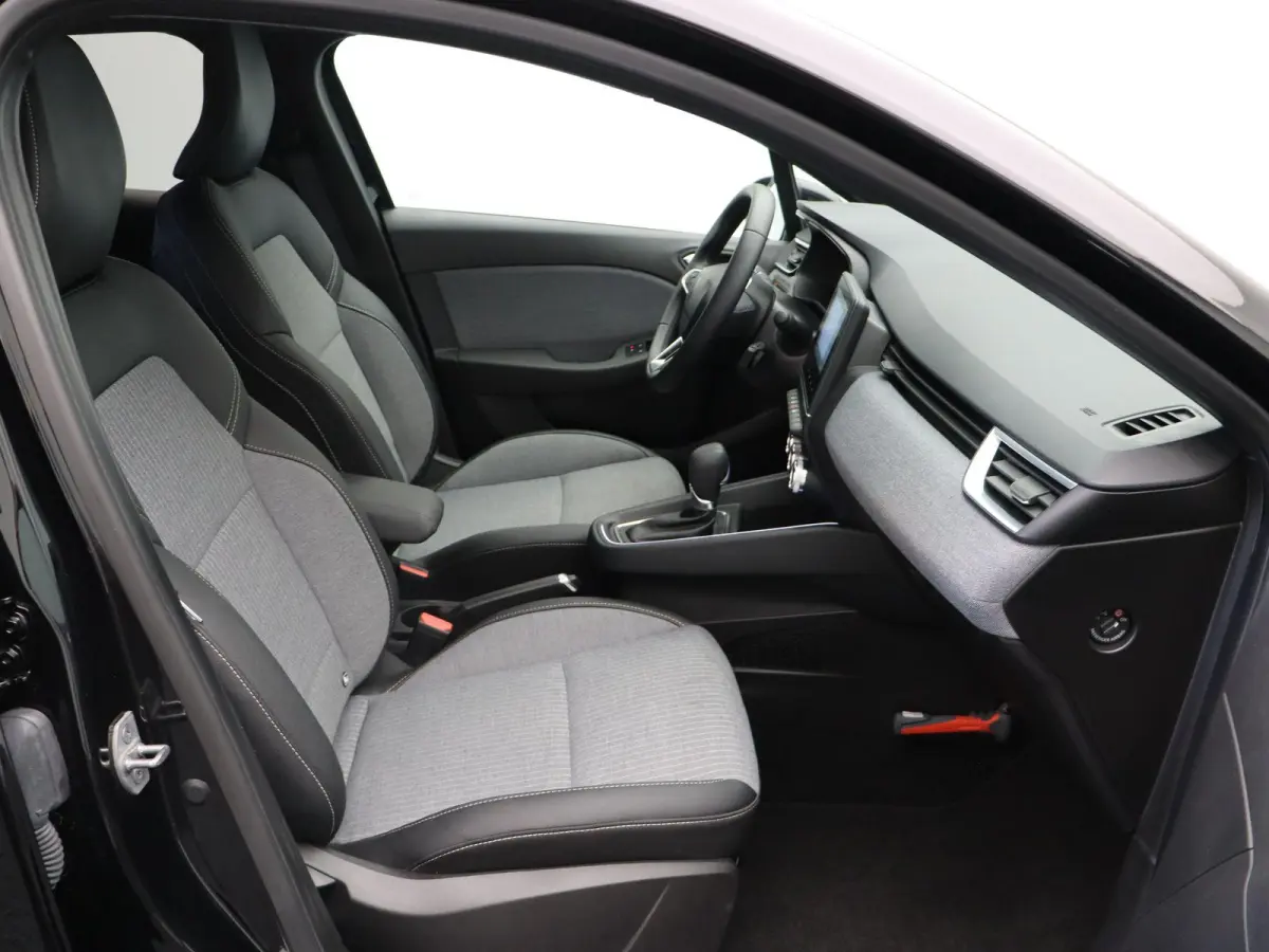 1.6 E-Tech Full Hybrid 145 techno | Navigatie | Apple carplay | Android auto | Climate control | Led verlichting |