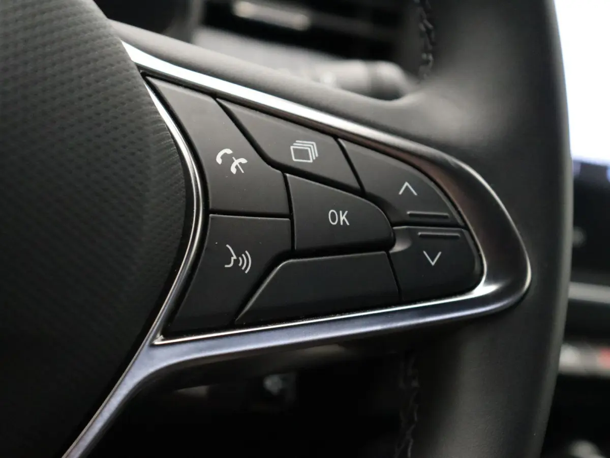 1.6 E-Tech Full Hybrid 145 techno | Navigatie | Apple carplay | Android auto | Climate control | Led verlichting |