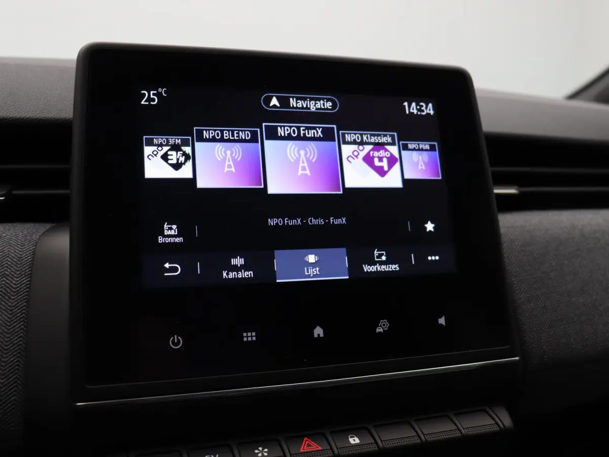 1.6 E-Tech Full Hybrid 145 techno | Navigatie | Apple carplay | Android auto | Climate control | Led verlichting |