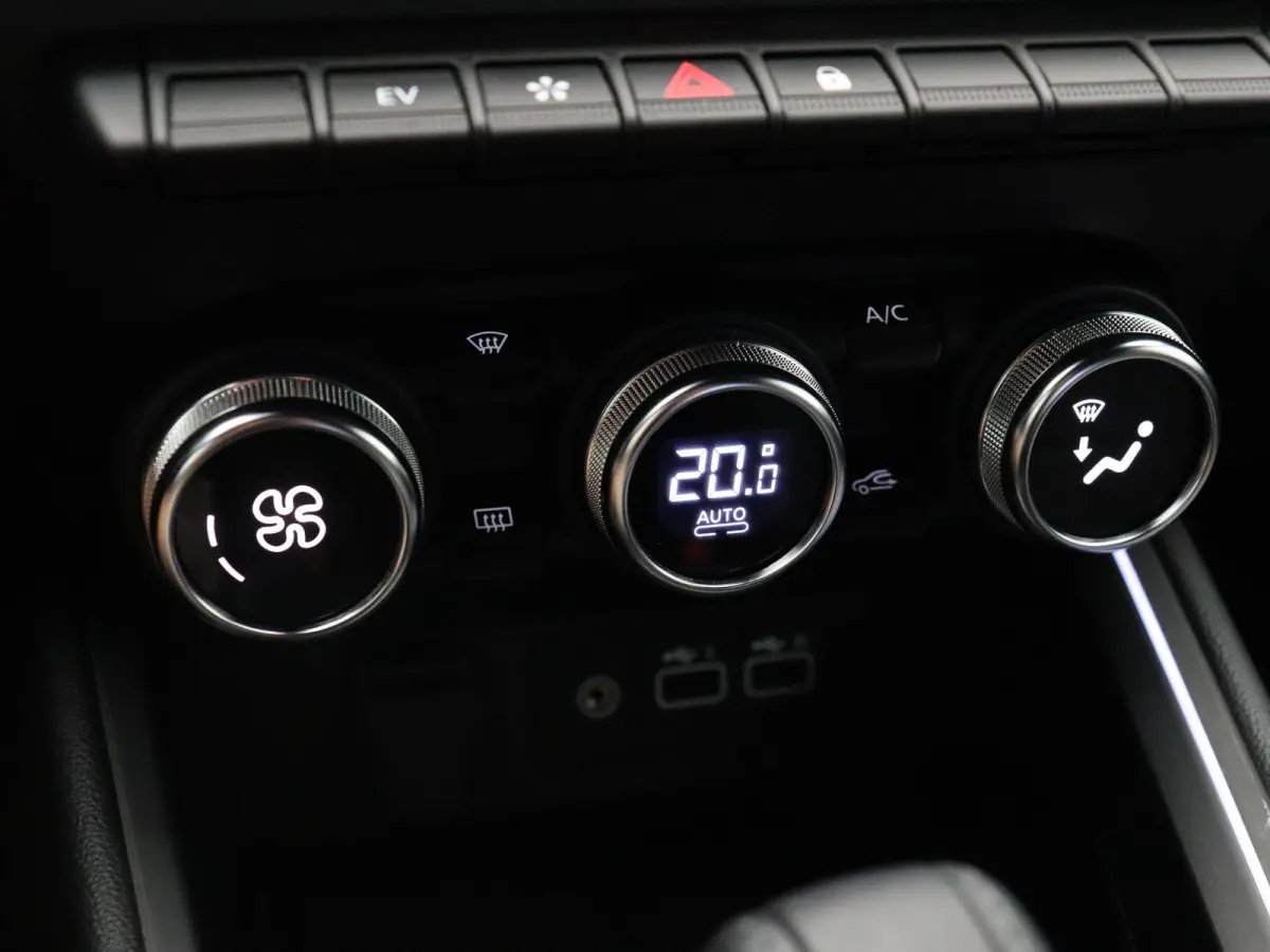 1.6 E-Tech Full Hybrid 145 techno | Navigatie | Apple carplay | Android auto | Climate control | Led verlichting |