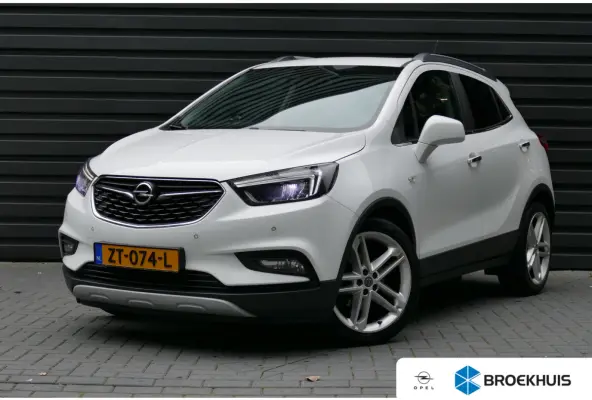 1.4 TURBO 140PK BLACK EDITION / CAMERA / PANO.DAK / LEDER / CARPLAY / KEYLESS / STUUR-STOELVERWARMING / 19"LMV / AGR / NAVI / CLIMA / PDC / BLUETOOTH / CRUISECONTROL / 2E EIGENAAR / SCHITTER
