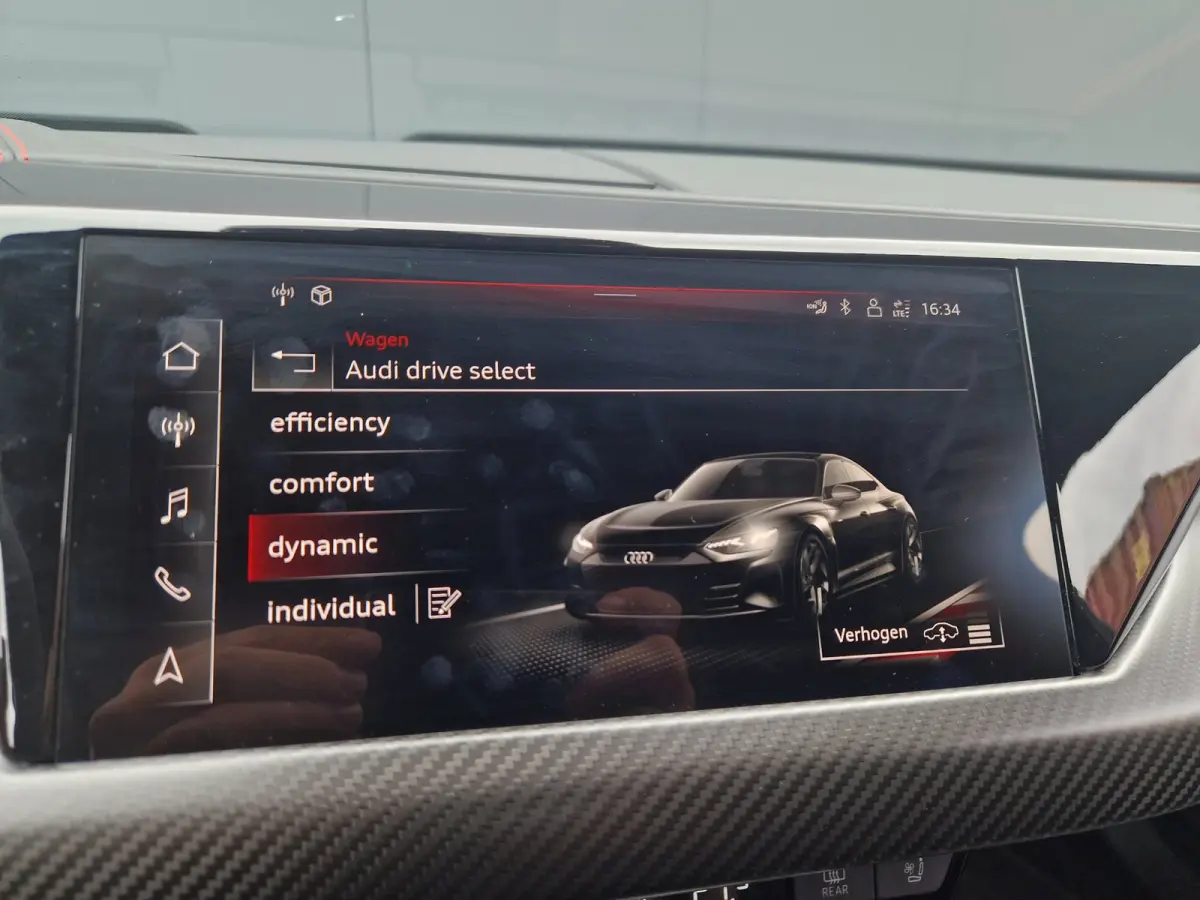 RS 93 kWh/Luchtvering/BTW/Matrix/Carbon