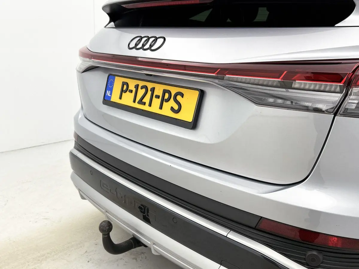 55 kWh 35 S Edition | APPLE CARPLAY | ANDROID AUTO | ACHTERUITRIJCAMERA | ELEKTRISCHE ACHTERKLEP | STOELVERWARMING | TREKHAAK | NAVIGATIE | CRUISE CONTROL | BLUETOOTH | CLIMATE CONTROL | LIC