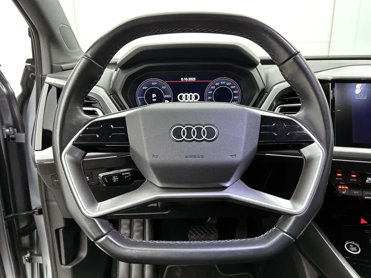 55 kWh 35 S Edition | APPLE CARPLAY | ANDROID AUTO | ACHTERUITRIJCAMERA | ELEKTRISCHE ACHTERKLEP | STOELVERWARMING | TREKHAAK | NAVIGATIE | CRUISE CONTROL | BLUETOOTH | CLIMATE CONTROL | LIC