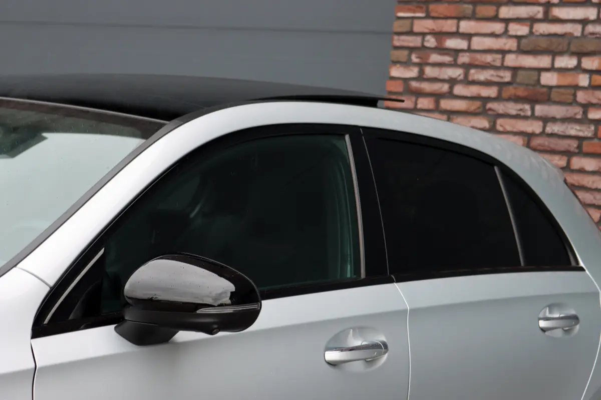 250 e AMG Line | Panoramadak | Memory | Distronic | HUD | Keyless Go | Advanced Sound System | Sfeerverlichting | Multibeam LED | Augmented Reality |