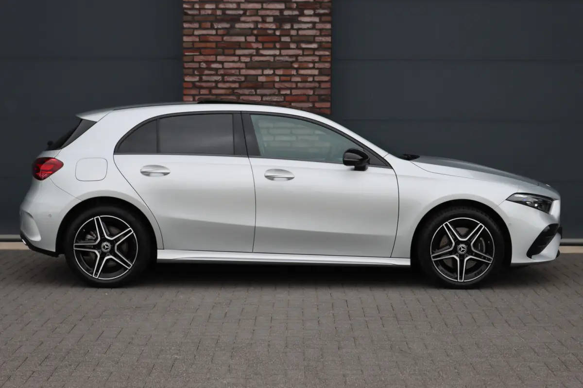 250 e AMG Line | Panoramadak | Memory | Distronic | HUD | Keyless Go | Advanced Sound System | Sfeerverlichting | Multibeam LED | Augmented Reality |