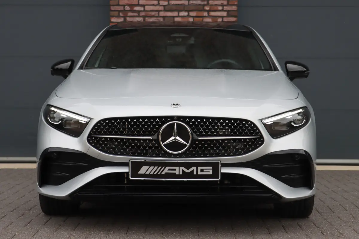 250 e AMG Line | Panoramadak | Memory | Distronic | HUD | Keyless Go | Advanced Sound System | Sfeerverlichting | Multibeam LED | Augmented Reality |