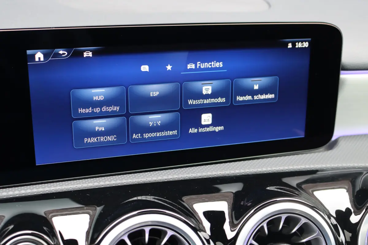 250 e AMG Line | Panoramadak | Memory | Distronic | HUD | Keyless Go | Advanced Sound System | Sfeerverlichting | Multibeam LED | Augmented Reality |