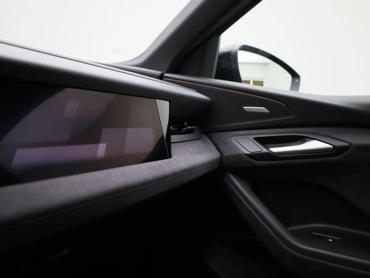 edition 83 kWh | Adaptive cruise control | Luchtvering | Glazen panoramadak | Bang & Olufsen 3D | Head-up display | Stuurverwarming | Stoelverwarming voor & achter | Elektrisch instel. voors