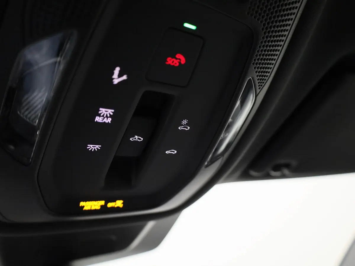 edition 83 kWh | Adaptive cruise control | Luchtvering | Glazen panoramadak | Bang & Olufsen 3D | Head-up display | Stuurverwarming | Stoelverwarming voor & achter | Elektrisch instel. voors