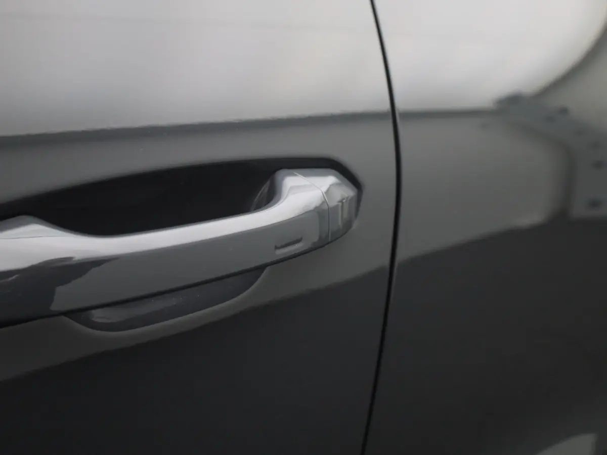 edition 83 kWh | Adaptive cruise control | Luchtvering | Glazen panoramadak | Bang & Olufsen 3D | Head-up display | Stuurverwarming | Stoelverwarming voor & achter | Elektrisch instel. voors