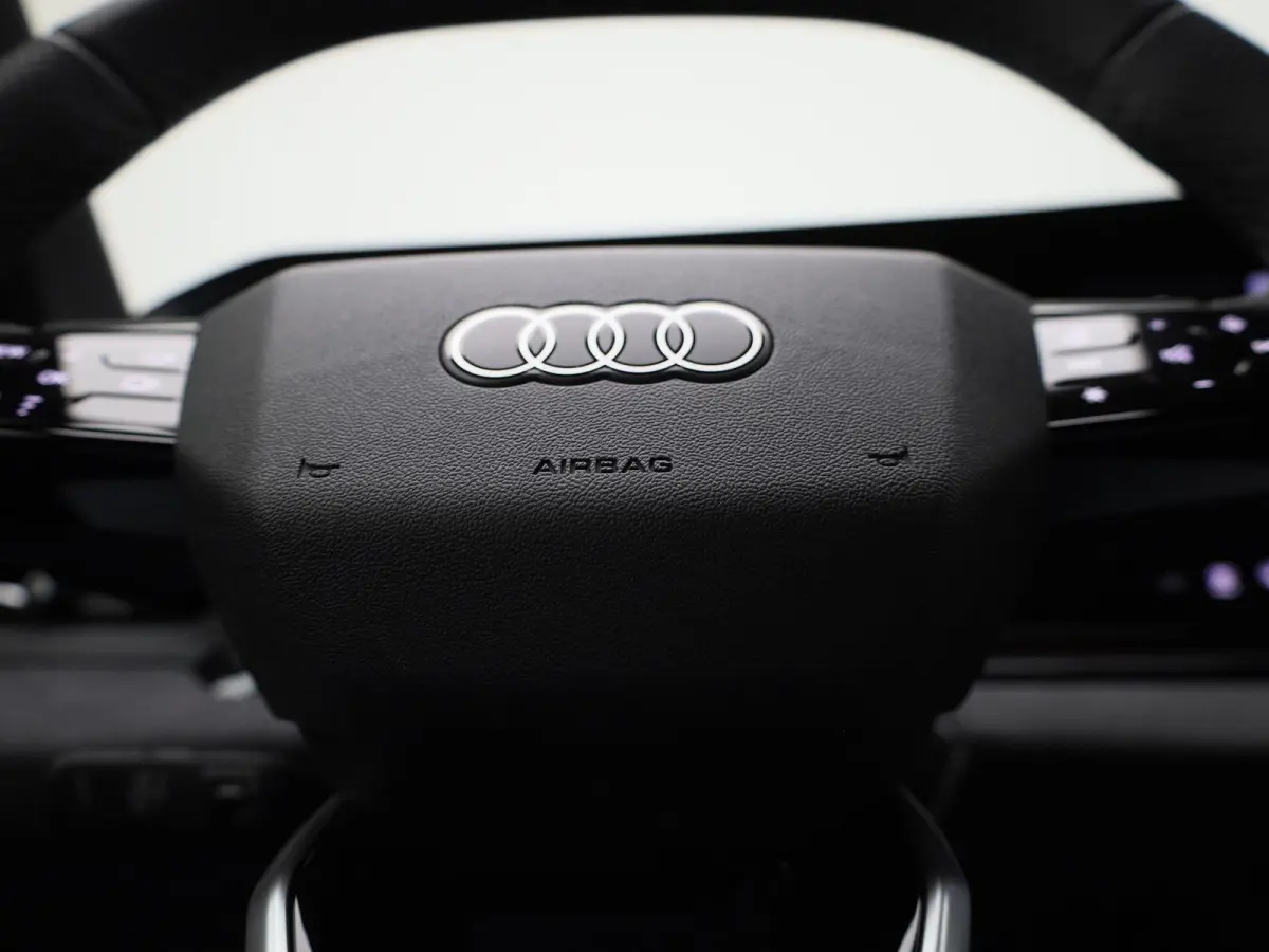 edition 83 kWh | Adaptive cruise control | Luchtvering | Glazen panoramadak | Bang & Olufsen 3D | Head-up display | Stuurverwarming | Stoelverwarming voor & achter | Elektrisch instel. voors