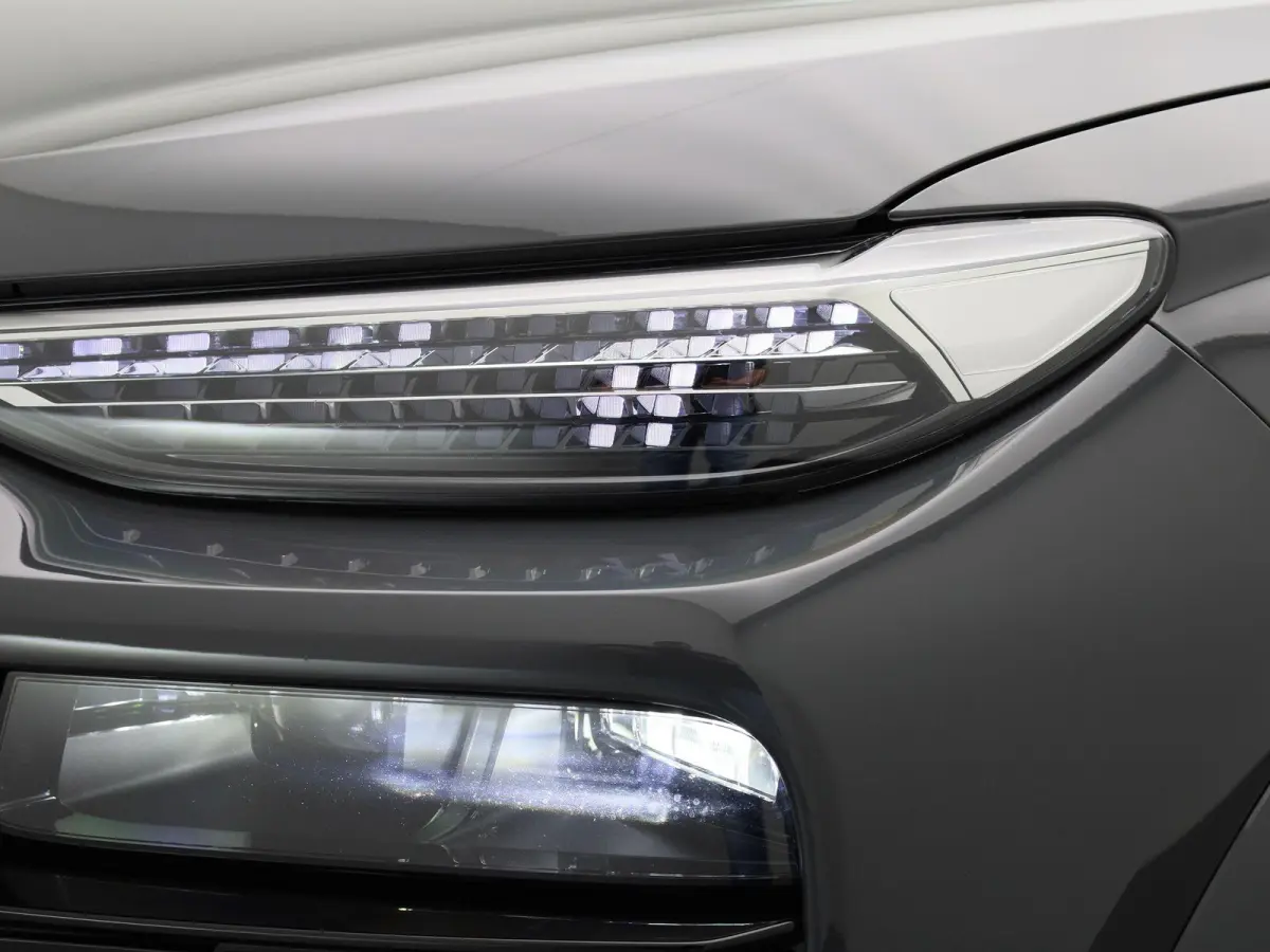edition 83 kWh | Adaptive cruise control | Luchtvering | Glazen panoramadak | Bang & Olufsen 3D | Head-up display | Stuurverwarming | Stoelverwarming voor & achter | Elektrisch instel. voors
