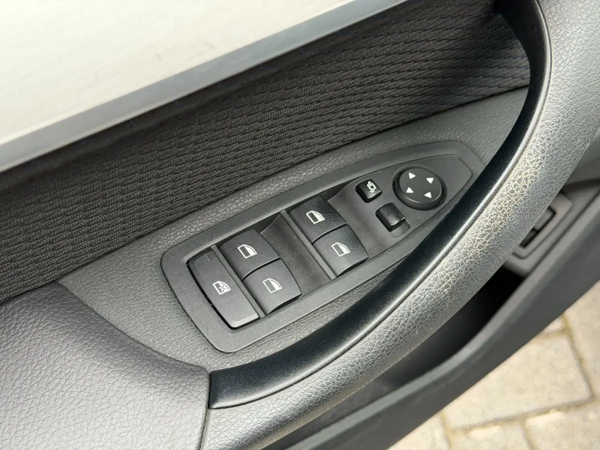 XDrive20i M-Sport LED ACC Camera Trekhaak Lane DAB