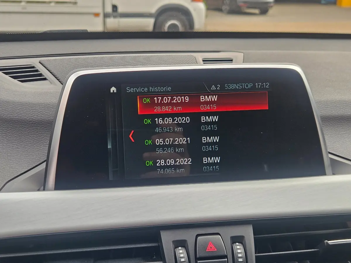 XDrive20i M-Sport LED ACC Camera Trekhaak Lane DAB