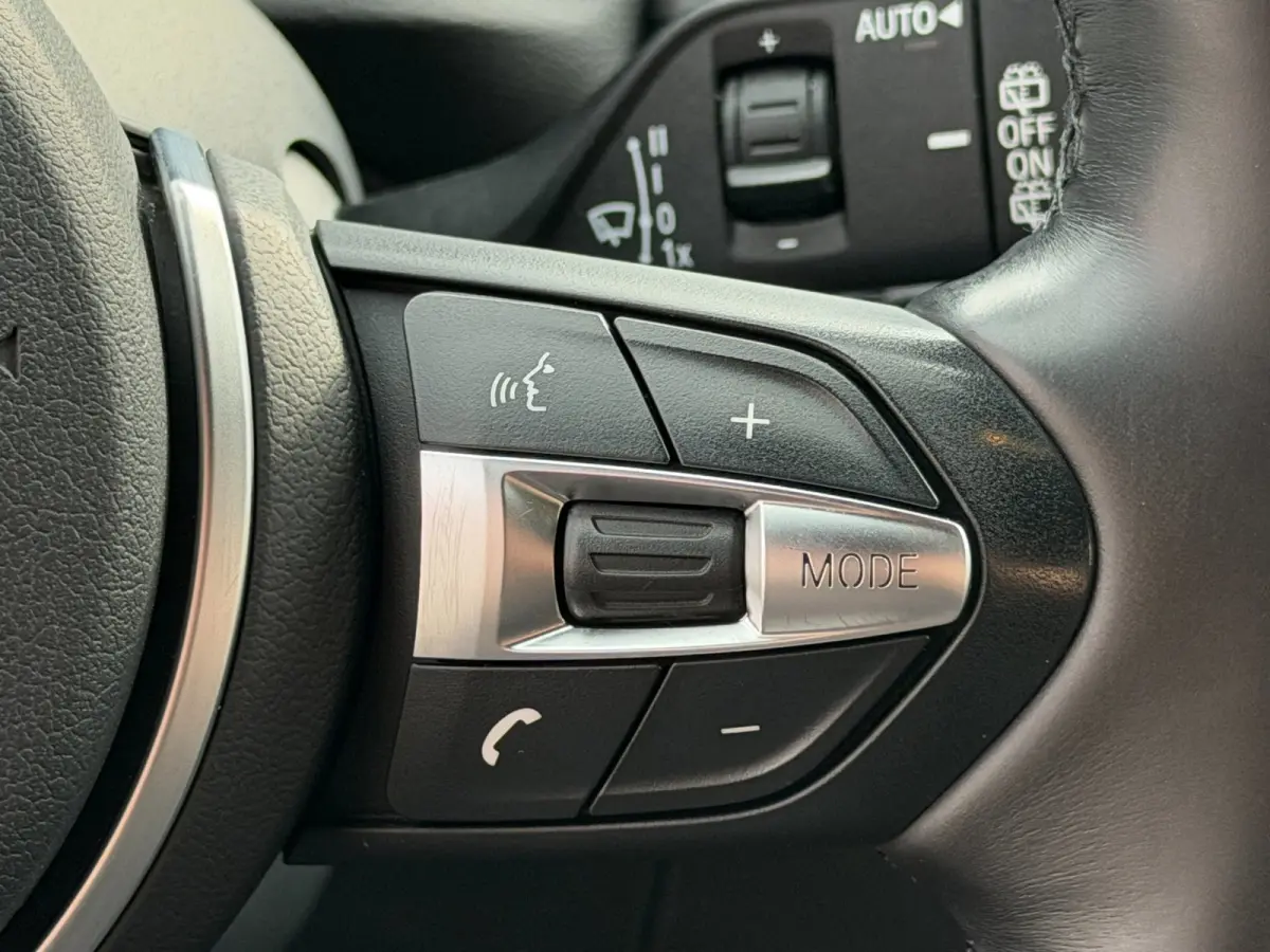 XDrive20i M-Sport LED ACC Camera Trekhaak Lane DAB