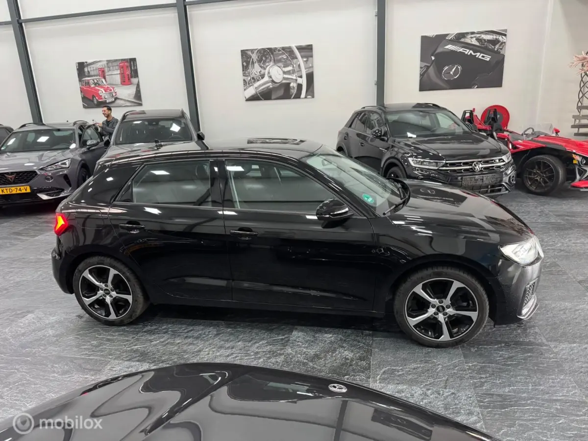 1.0 TFSI AUTOMAAT AMBIENTE AUTOMAAT