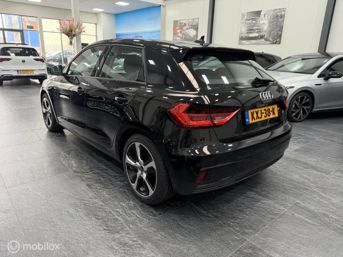 1.0 TFSI AUTOMAAT AMBIENTE AUTOMAAT