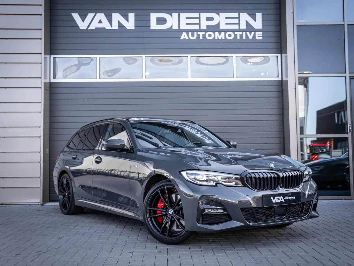 330e High Executive M-Sport Pro l Individuel l Pano l ACC l Performance Diff.