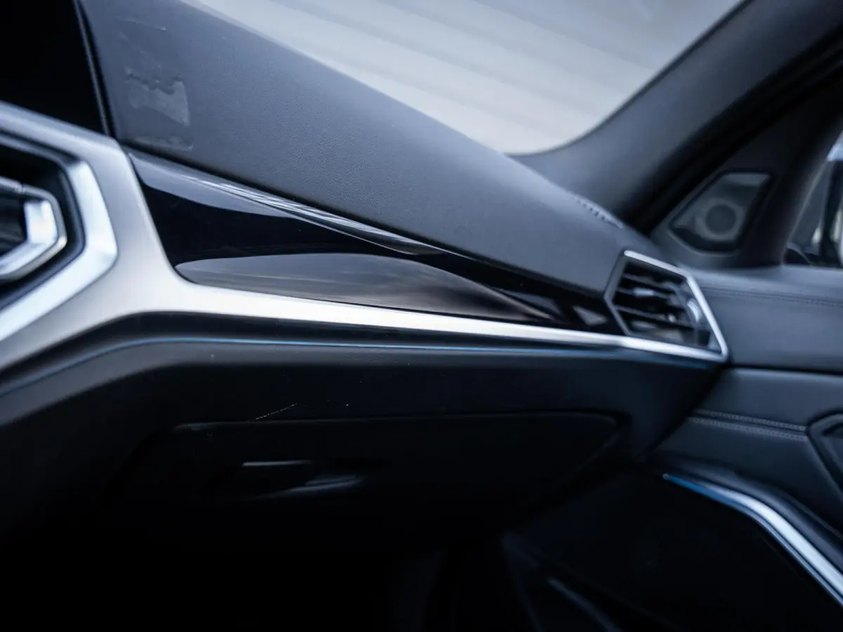 330e High Executive M-Sport Pro l Individuel l Pano l ACC l Performance Diff.