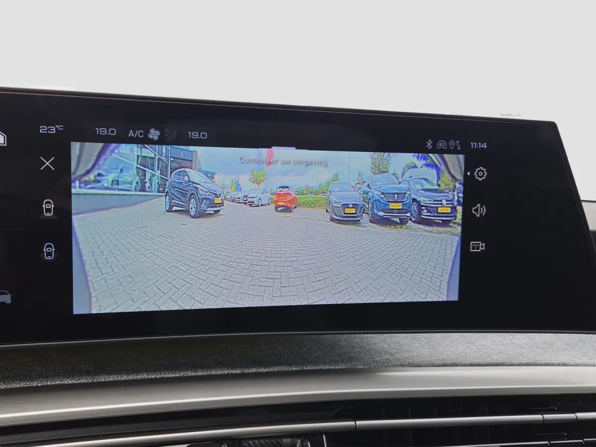 1.2 Hybrid 145 Allure Tot 8 jaar garantie | Camera | Panoramisch Navigatie | Keyless | LED | Parkeersensoren |