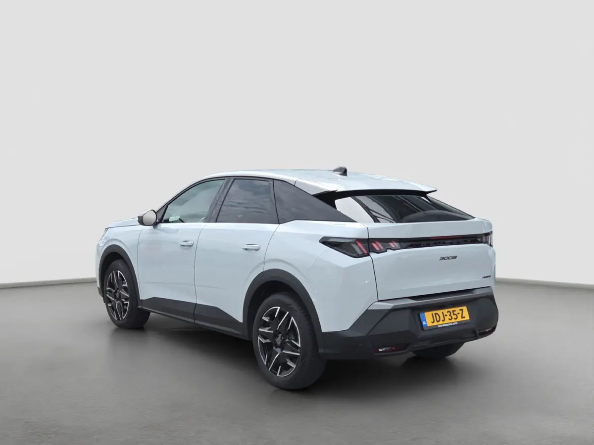 1.2 Hybrid 145 Allure Tot 8 jaar garantie | Camera | Panoramisch Navigatie | Keyless | LED | Parkeersensoren |