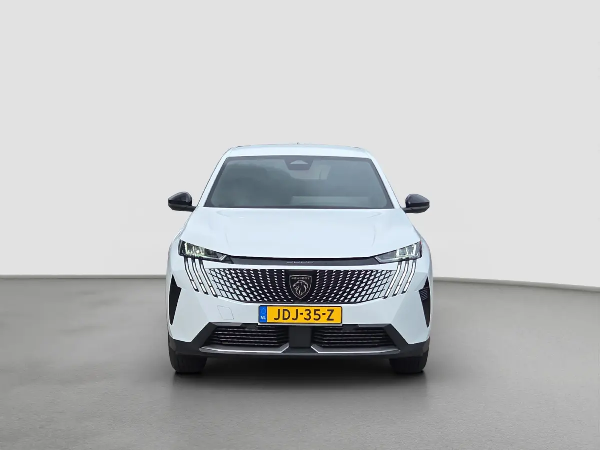 1.2 Hybrid 145 Allure Tot 8 jaar garantie | Camera | Panoramisch Navigatie | Keyless | LED | Parkeersensoren |