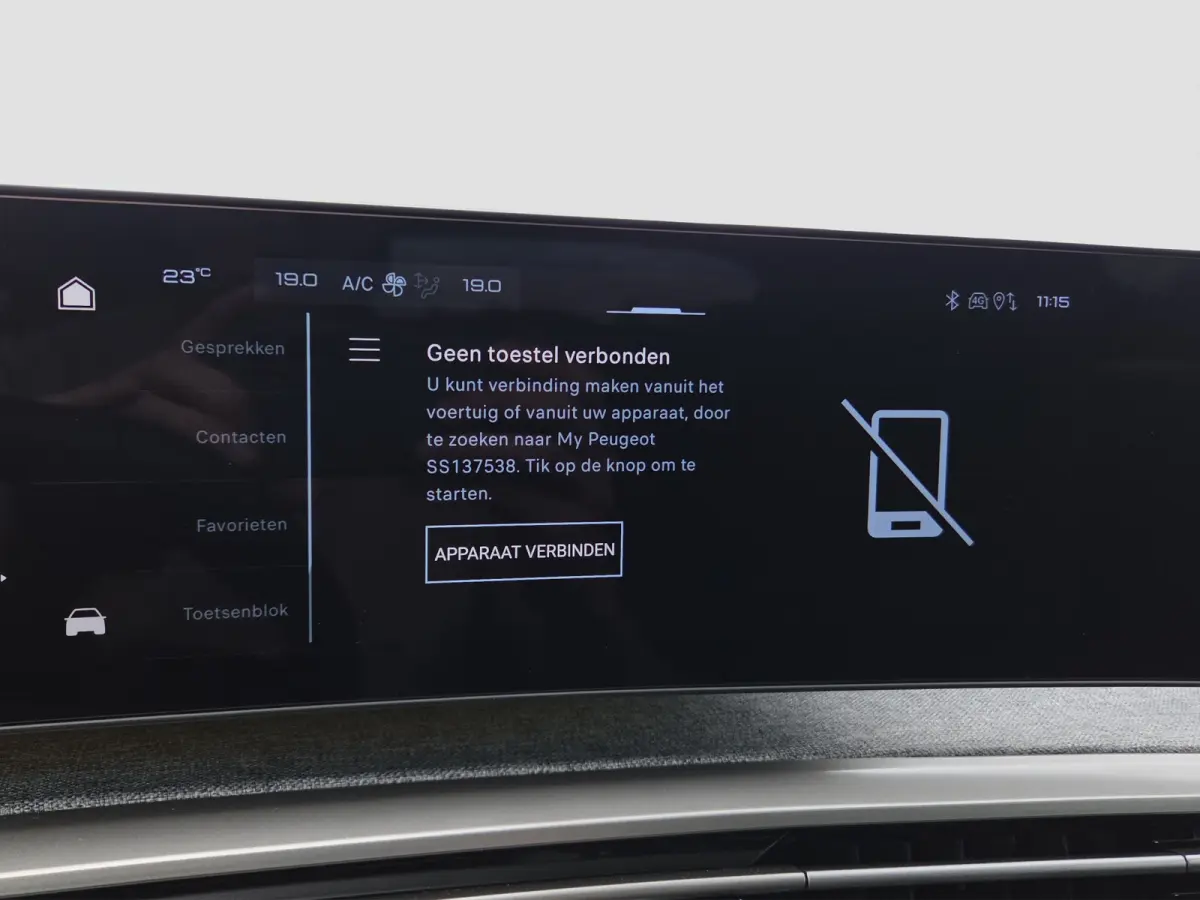 1.2 Hybrid 145 Allure Tot 8 jaar garantie | Camera | Panoramisch Navigatie | Keyless | LED | Parkeersensoren |