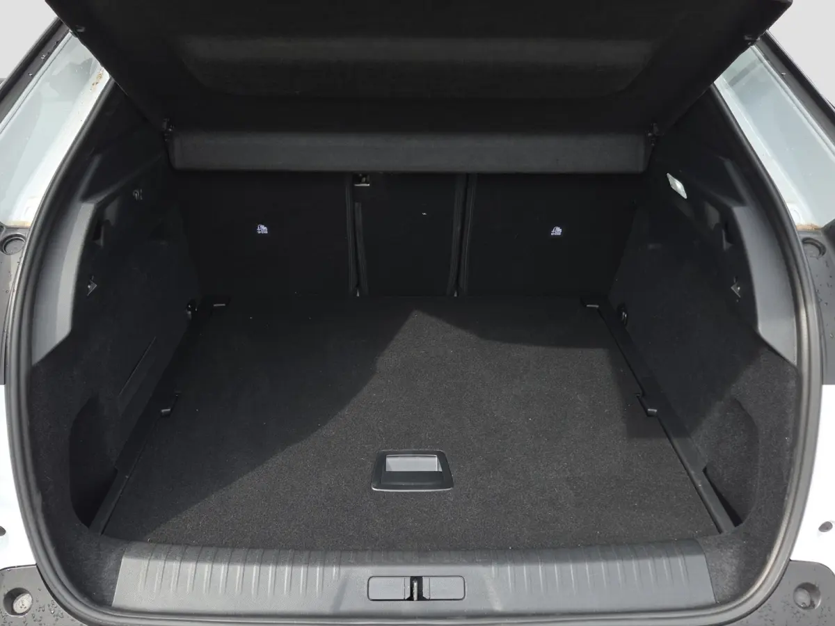 1.2 Hybrid 145 Allure Tot 8 jaar garantie | Camera | Panoramisch Navigatie | Keyless | LED | Parkeersensoren |