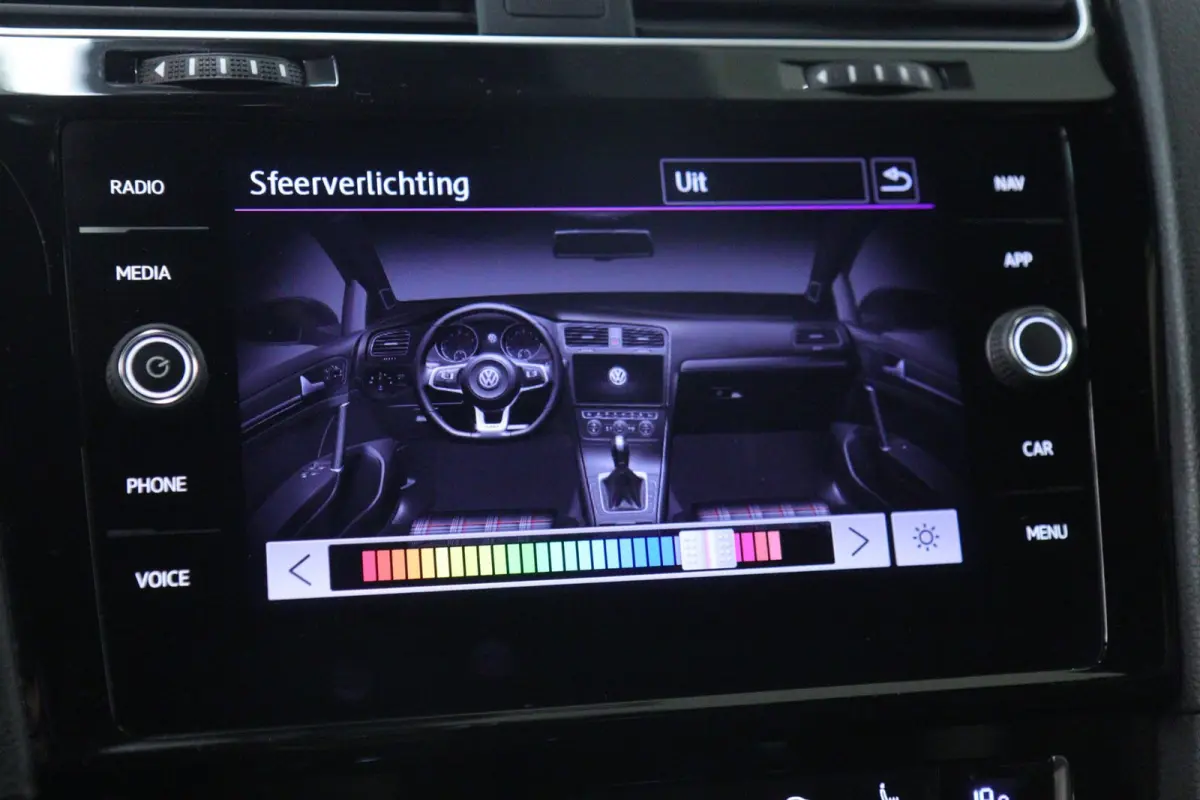 2.0 TSI GTI Performance PANO/CARPLAY/STOELVER/CAM/ACC/VOL