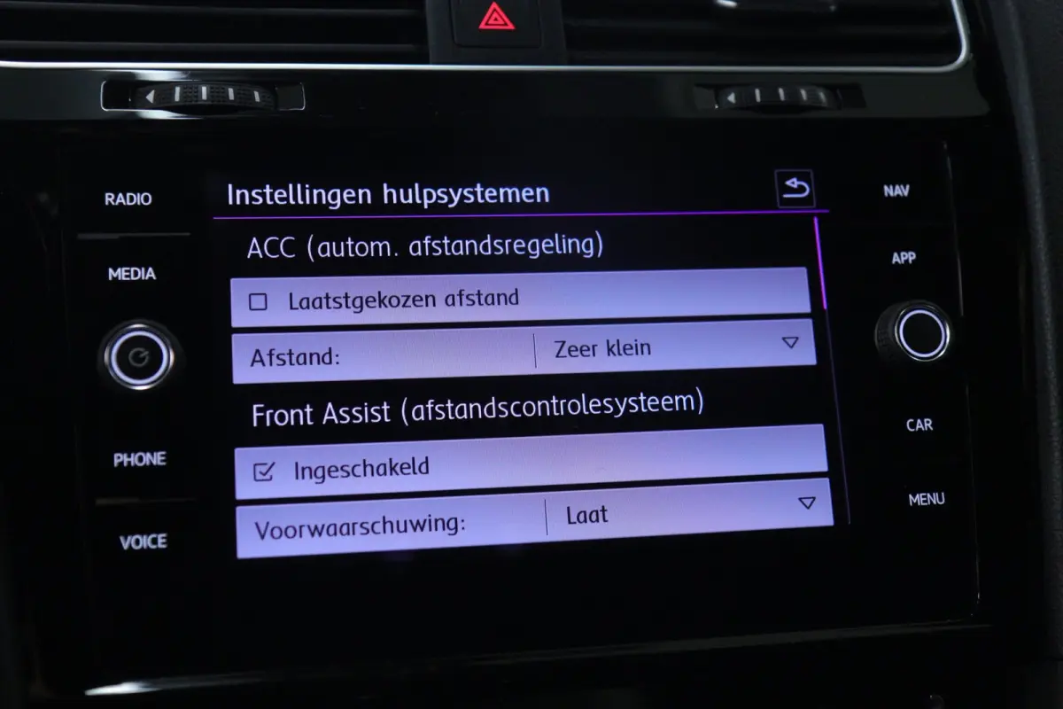 2.0 TSI GTI Performance PANO/CARPLAY/STOELVER/CAM/ACC/VOL