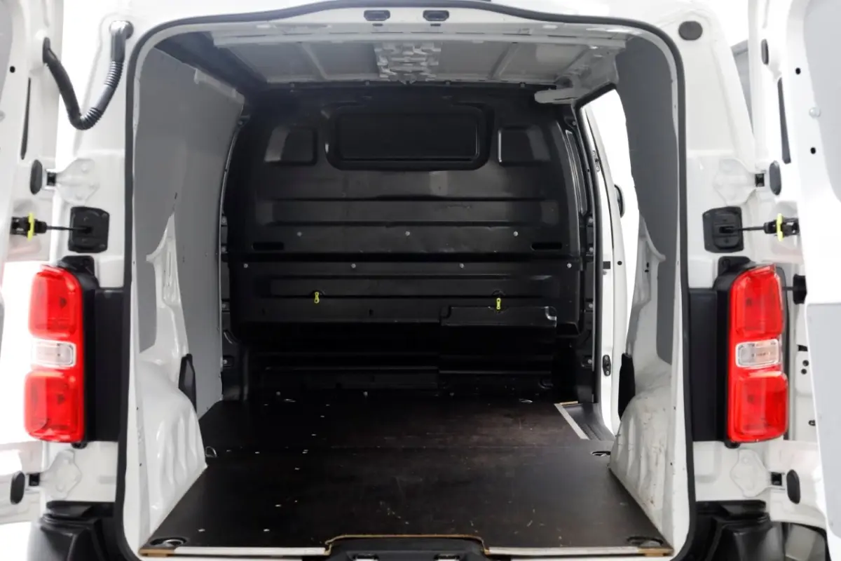 L2H1 Standard Premium 75 kWh 100% Elektrisch Snellader Airco/Navi SOH 92% 01-2022