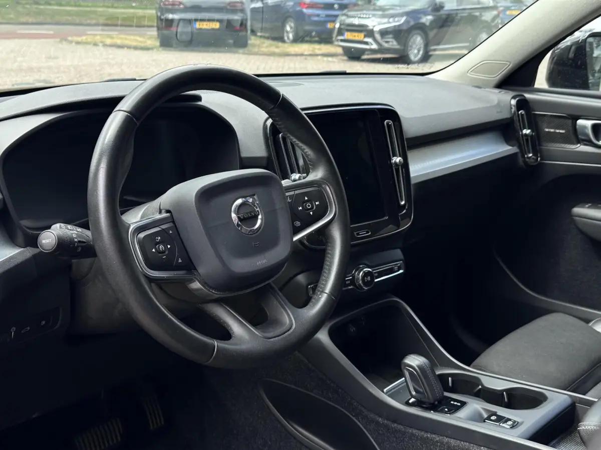 1.5 T5 Twin Engine Led, Climat, Stoelvw, Auto Pilot..