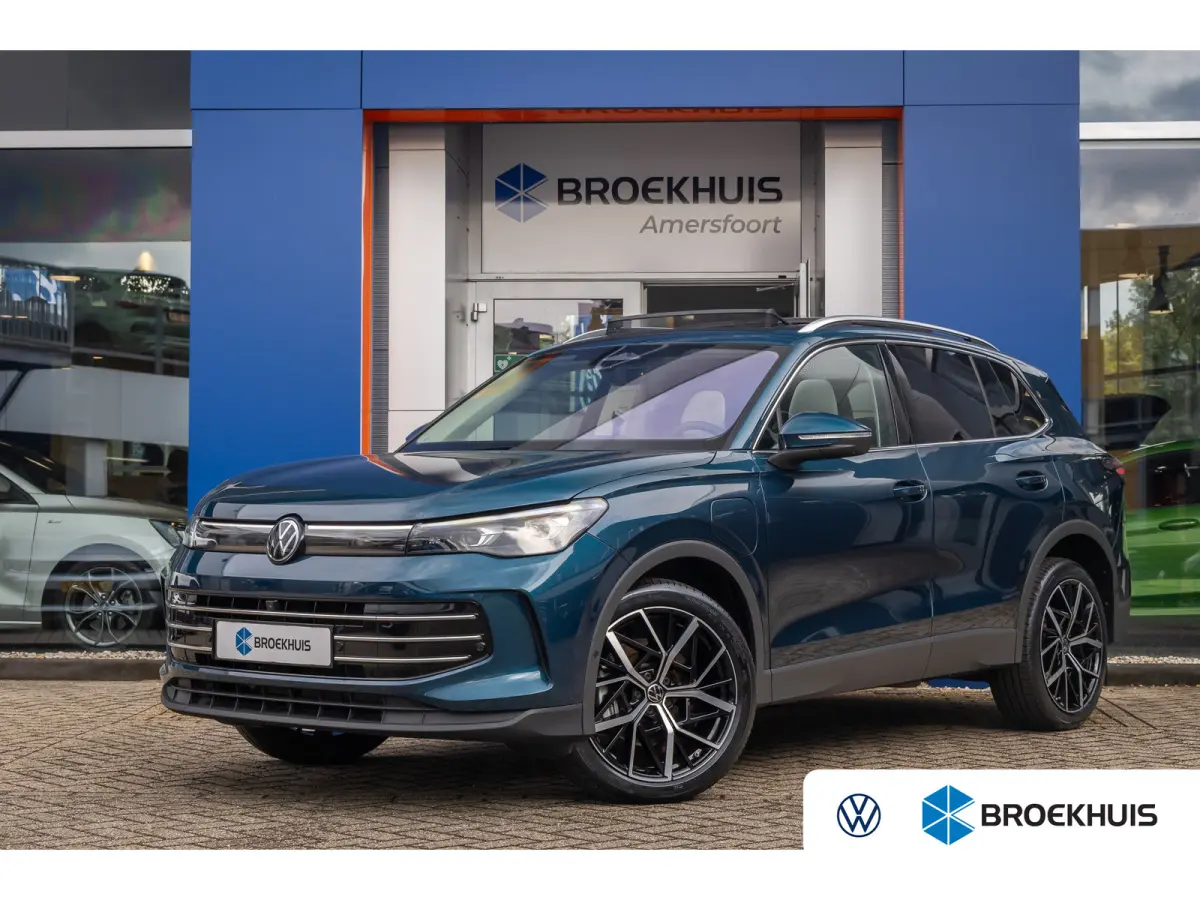 1.5 eHybrid Elegance | Elek. Trekhaak | Cruise control adaptief | Panorama dak Elek. | 20'' | 360 Camera | Stoel/Stuurverwarming | Achterklep Elek. | Apple Carplay/Android Auto | Achteruitri