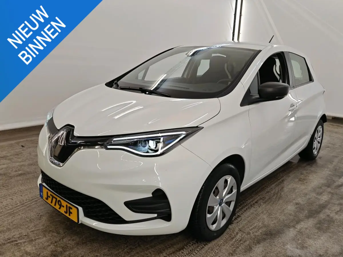 R110 LIFE 52 kWh (87% SOH) I KOOPACCU I NAVIGATIESYSTEEM I P-SENSOREN I CLIMATE CONTROL