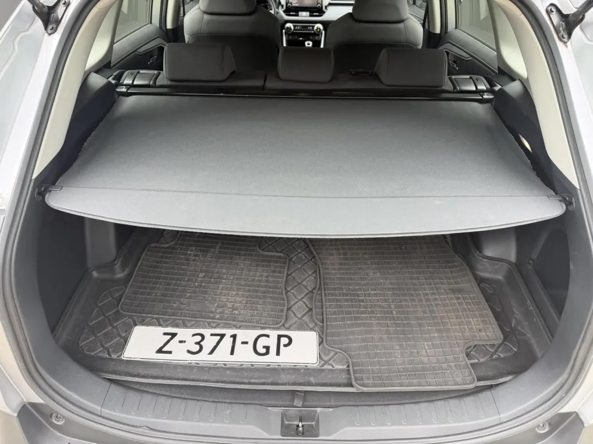 2.0 VVT-iE Dynamic Automaat Trekhaak Carplay PDC