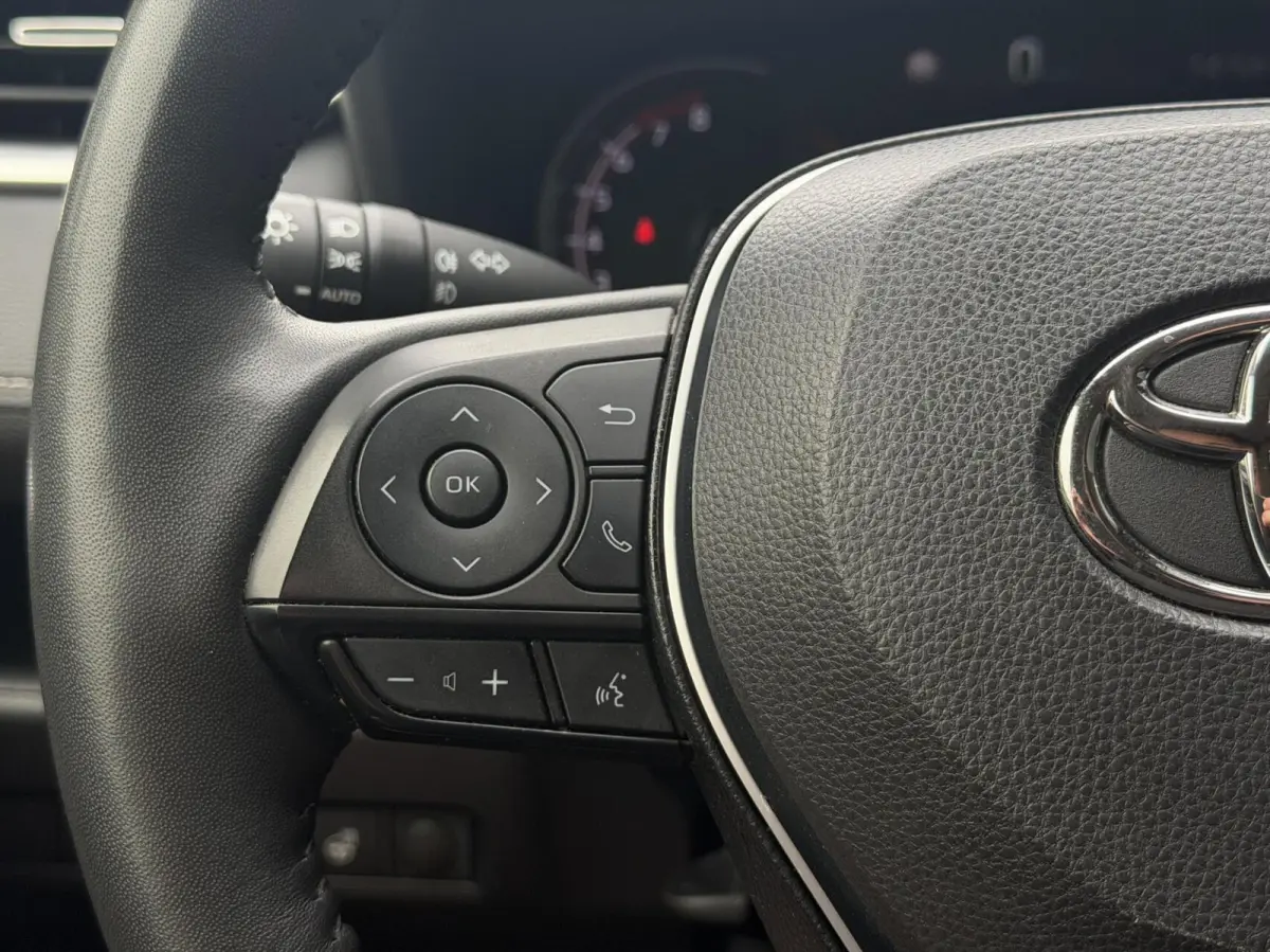 2.0 VVT-iE Dynamic Automaat Trekhaak Carplay PDC
