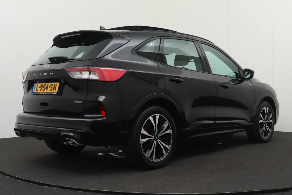 2.5 PHEV ST-Line Pano-dak Elek.Trekhaak Camera 18'LMV