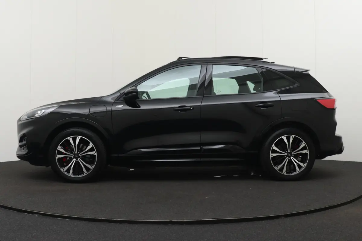 2.5 PHEV ST-Line Pano-dak Elek.Trekhaak Camera 18'LMV