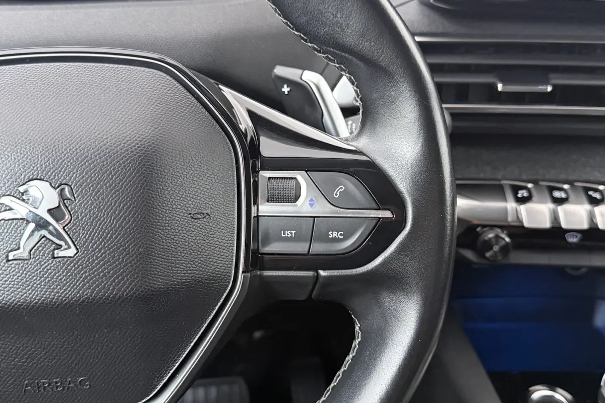 1.2 131 PK Aut. Allure Avantage Carplay Camera Head-Up
