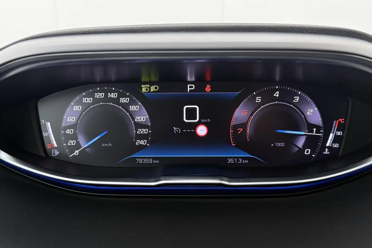 1.2 131 PK Aut. Allure Avantage Carplay Camera Head-Up