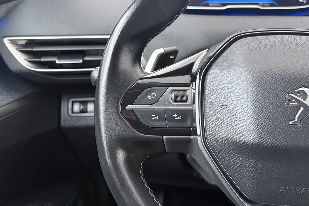 1.2 131 PK Aut. Allure Avantage Carplay Camera Head-Up