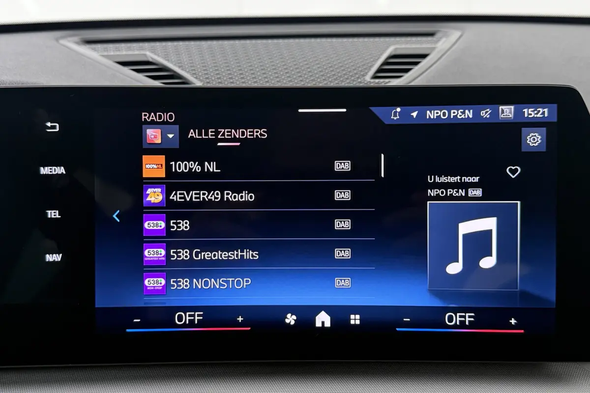 xDrive30e Carplay Camera Leder